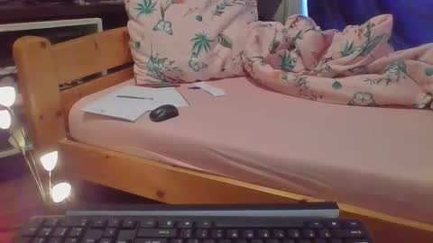 Snapshot of dutchasss chatting on January 19, 1:33 pm dutchasss online show from January 19, 1:33 pm