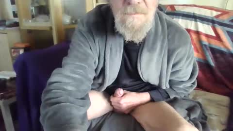 Snapshot of dutchpenis63 chatting on May 10, 10:42 am dutchpenis63 online show from May 10, 10:42 am