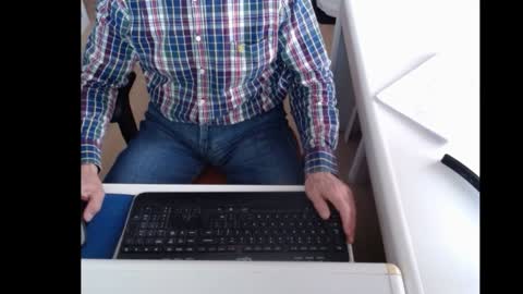 Snapshot of dutchpornking2 chatting on January 10, 8:18 am dutchpornking2 online show from January 10, 8:18 am