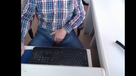 Snapshot of dutchpornking2 chatting on January 13, 7:54 am dutchpornking2 online show from January 13, 7:54 am