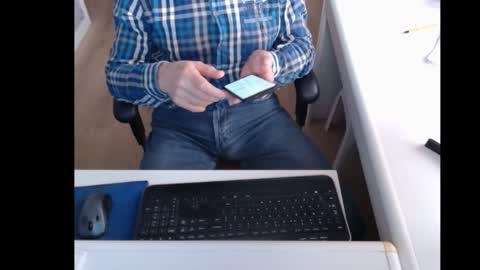 Snapshot of dutchpornking2 chatting on January 15, 8:41 am dutchpornking2 online show from January 15, 8:41 am