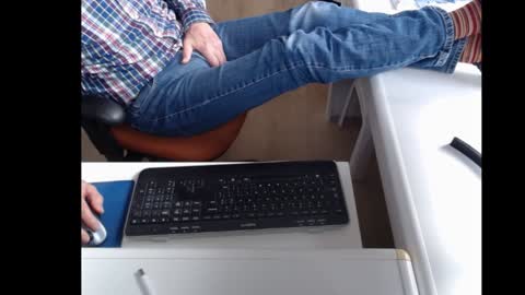 Snapshot of dutchpornking2 chatting on January 26, 11:17 am dutchpornking2 online show from January 26, 11:17 am