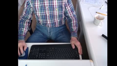 Snapshot of dutchpornking2 chatting on January 30, 8:01 am dutchpornking2 online show from January 30, 8:01 am