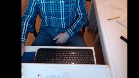 Snapshot of dutchpornking2 chatting on February 10, 7:17 pm dutchpornking2 online show from February 10, 7:17 pm