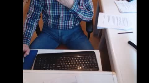 Snapshot of dutchpornking2 chatting on February 13, 3:03 pm dutchpornking2 online show from February 13, 3:03 pm