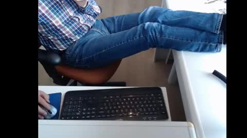 Snapshot of dutchpornking2 chatting on February 28, 11:25 am dutchpornking2 online show from February 28, 11:25 am