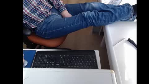 Snapshot of dutchpornking2 chatting on March 4, 11:51 am dutchpornking2 online show from March 4, 11:51 am