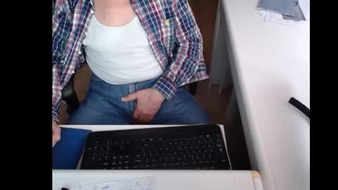 Snapshot of dutchpornking2 chatting on March 11, 4:40 pm dutchpornking2 online show from March 11, 4:40 pm