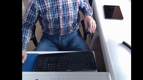 Snapshot of dutchpornking2 chatting on March 12, 8:51 am dutchpornking2 online show from March 12, 8:51 am