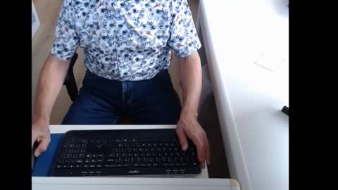 Snapshot of dutchpornking2 chatting on September 13, 8:58 am dutchpornking2 online show from September 13, 8:58 am