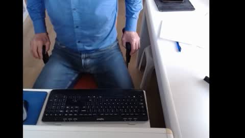 Snapshot of dutchpornking2 chatting on September 15, 7:30 am dutchpornking2 online show from September 15, 7:30 am