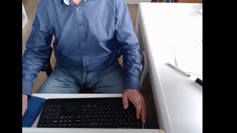 Snapshot of dutchpornking2 chatting on September 17, 8:49 am dutchpornking2 online show from September 17, 8:49 am