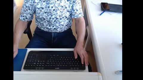 Snapshot of dutchpornking2 chatting on September 28, 7:25 am dutchpornking2 online show from September 28, 7:25 am