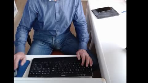 Snapshot of dutchpornking2 chatting on October 5, 7:07 am dutchpornking2 online show from October 5, 7:07 am