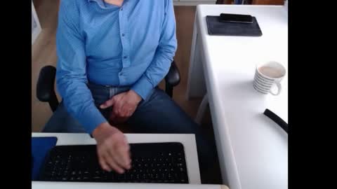 Snapshot of dutchpornking2 chatting on October 11, 7:51 am dutchpornking2 online show from October 11, 7:51 am