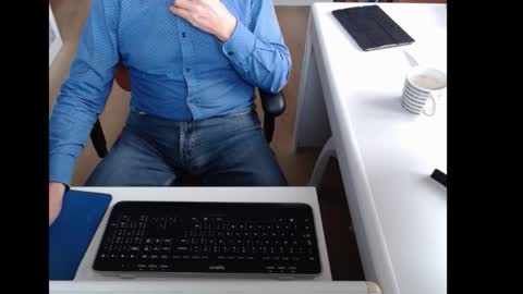 Snapshot of dutchpornking2 chatting on October 13, 8:03 am dutchpornking2 online show from October 13, 8:03 am