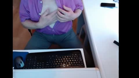 Snapshot of dutchpornking2 chatting on May 23, 6:29 am dutchpornking2 online show from May 23, 6:29 am