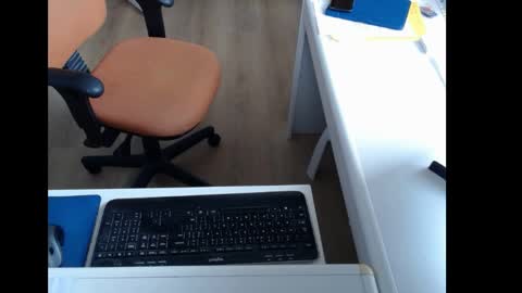 Snapshot of dutchpornking2 chatting on May 30, 9:17 am dutchpornking2 online show from May 30, 9:17 am