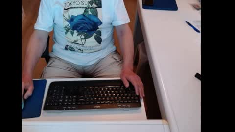 Snapshot of dutchpornking2 chatting on June 3, 3:28 pm dutchpornking2 online show from June 3, 3:28 pm