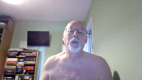 Snapshot of dutchunclejohn chatting on June 23, 9:07 am DutchUncleJohn online show from June 23, 9:07 am