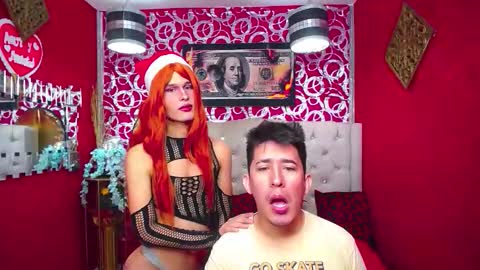 Snapshot of duvanpein chatting on December 20, 2:13 pm jordan y clarie online show from December 20, 2:13 pm