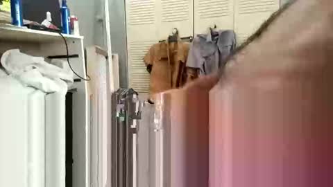 Snapshot of dvsshoes12 chatting on October 10, 9:36 pm dvsshoes12 online show from October 10, 9:36 pm