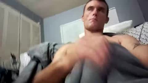 Snapshot of dvsshoes12 chatting on November 1, 4:36 am dvsshoes12 online show from November 1, 4:36 am