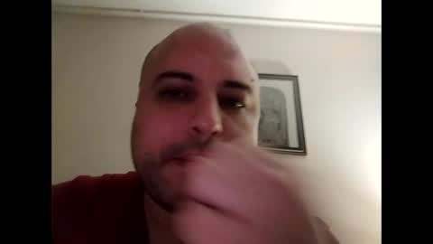 Snapshot of dwizziz chatting on May 10, 2:28 am Ivan online show from May 10, 2:28 am