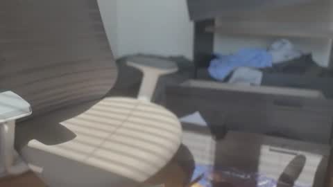 Snapshot of dxbsweeng chatting on June 29, 9:15 pm dxbsweeng online show from June 29, 9:15 pm