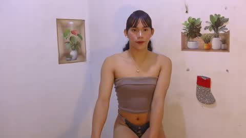 dy_namite online show from April 19, 5:34 pm