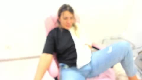 dayana online show from December 2, 4:09 am