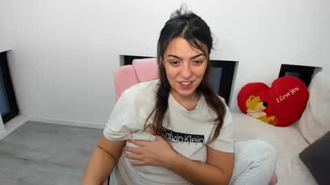 dayana online show from January 18, 5:44 am