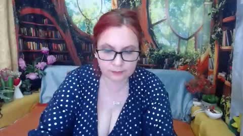 Snapshot of dyannelovee chatting on June 10, 7:13 pm Dyanne online show from June 10, 7:13 pm