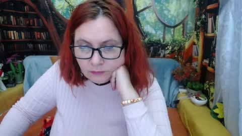 Snapshot of dyannelovee chatting on June 17, 12:57 am Dyanne online show from June 17, 12:57 am