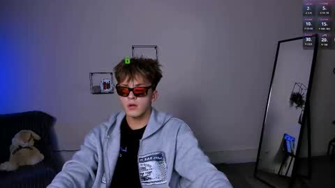 dylan_bold online show from September 15, 7:25 pm