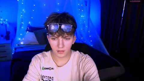 dylan_bold online show from November 24, 8:41 pm