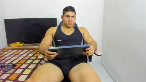 Snapshot of dylan_brook chatting on June 5, 2:23 pm Dylan online show from June 5, 2:23 pm