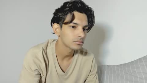 Snapshot of dylan_hoot chatting on October 16, 4:08 pm Dylan online show from October 16, 4:08 pm