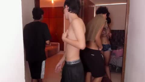 Mod Dylan Lilith Alan and  Drake online show from January 16, 5:01 pm