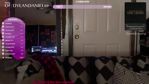 Snapshot of dylandaniel69 chatting on December 4, 10:24 am Dylan Daniel 7.8 online show from December 4, 10:24 am