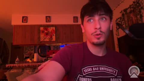 Snapshot of dylandaniel69 chatting on May 12, 5:59 am Dylan Daniel 7.8 online show from May 12, 5:59 am