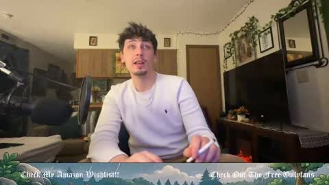Snapshot of dylandaniel69 chatting on May 23, 5:12 am Dylan Daniel 7.8 online show from May 23, 5:12 am