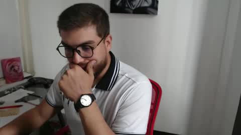dylanhot10 online show from December 17, 7:09 pm