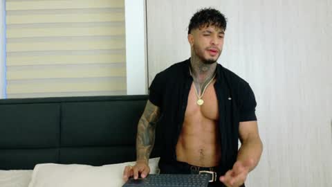 Dylan Rivera online show from April 4, 11:13 pm