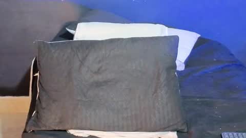 ---DYLAN--- online show from March 26, 2:06 am