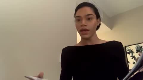 Snapshot of dynasty313 chatting on January 6, 10:37 pm Dynasty online show from January 6, 10:37 pm