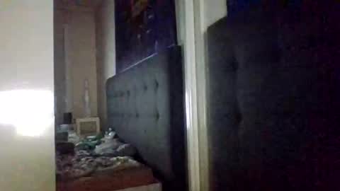 Snapshot of dyskretny290546 chatting on March 2, 1:30 am dyskretny290546 online show from March 2, 1:30 am