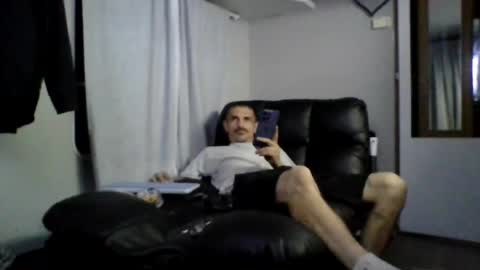 dzznutzz9 online show from July 10, 8:07 am