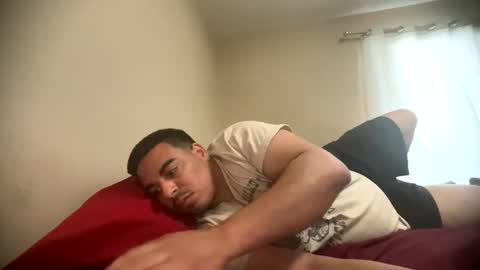 Snapshot of e_lord26 chatting on February 2, 5:22 pm e_lord26 online show from February 2, 5:22 pm