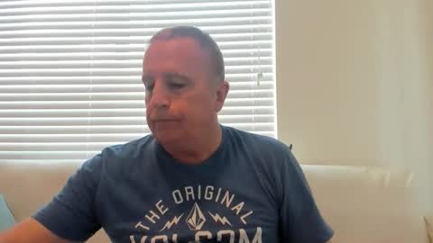 Snapshot of e_rectiom chatting on November 2, 10:34 pm Mr Wonderful online show from November 2, 10:34 pm